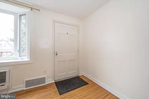7819 Westview Ave, Darby, PA 19082 photo 12
