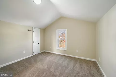 Entry Way - 1342 Cherry St, Boothwyn, PA 19061 photo 6 of 7
