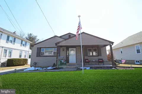929 Galbraith, Chichester, PA 19061