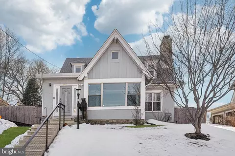 606 Mason Ave, Drexel Hill, PA 19026