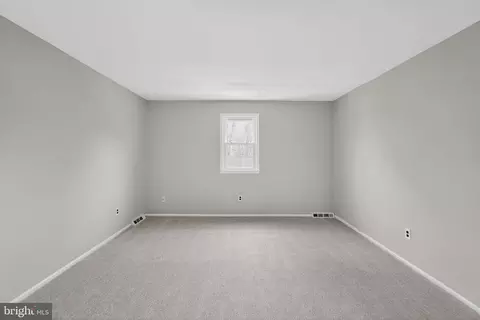 Bedroom - 151 Eaton Dr, Wayne, PA 19087 photo 2 of 4
