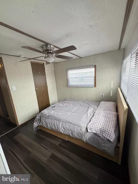 4300 W 9th St #101, Marcus Hook, PA 19061 photo 9