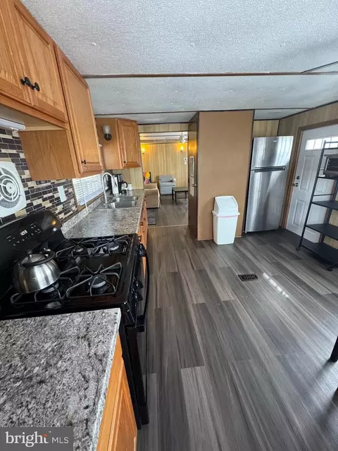 4300 W 9th St #101, Marcus Hook, PA 19061 photo 6