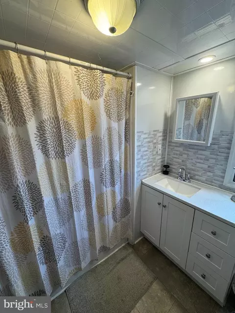 4300 W 9th St #101, Marcus Hook, PA 19061 photo 12