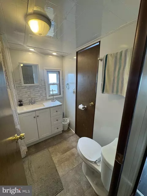 4300 W 9th St #101, Marcus Hook, PA 19061 photo 11