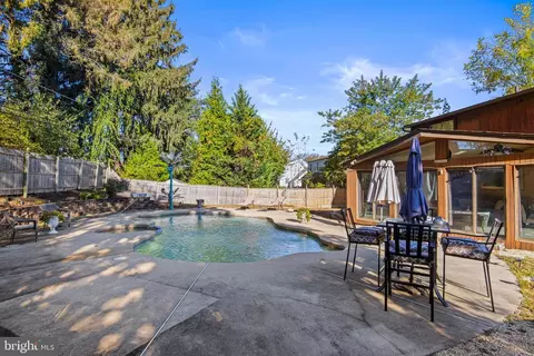 2606 Springfield Rd, Broomall, PA 19008