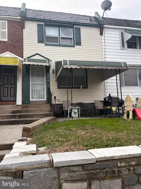 320 Mulberry St, Darby, PA 19023