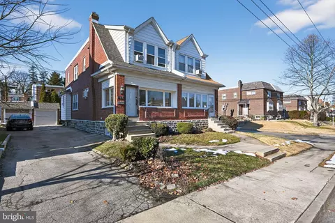 165 W Albemarle Ave, Lansdowne, PA 19050