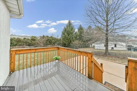 Exterior - 658 E Leamy Ave, Springfield, PA 19064 photo 3 of 4