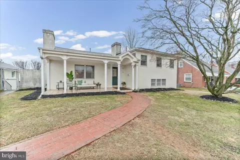 658 E Leamy Ave, Springfield, PA 19064