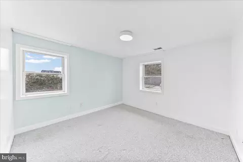 Bedroom - 658 E Leamy Ave, Springfield, PA 19064 photo 4 of 4
