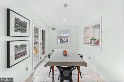 Dining - 658 E Leamy Ave, Springfield, PA 19064 photo 3 of 3