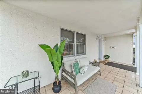 Exterior - 658 E Leamy Ave, Springfield, PA 19064 photo 2 of 4