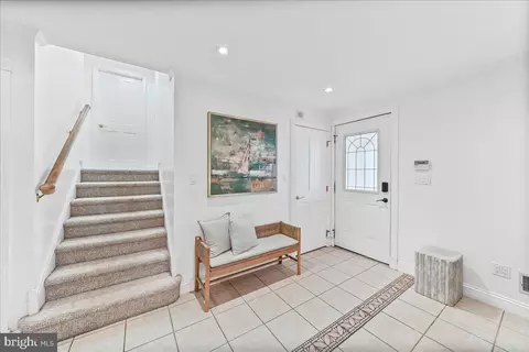 Entry Way - 658 E Leamy Ave, Springfield, PA 19064 photo 1 of 2