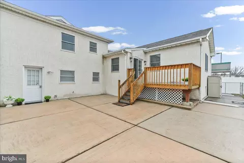 Exterior - 658 E Leamy Ave, Springfield, PA 19064 photo 4 of 4