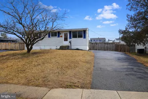 103 Tuscany Rd, Aston, PA 19014
