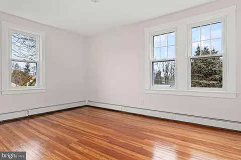 Bedroom - 209 Willow Rd, Wallingford, PA 19086 photo 3 of 4
