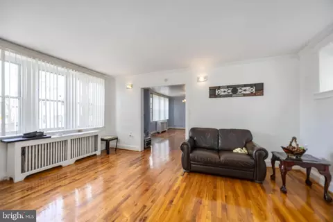 Living - 537 Elm Ave, Darby, PA 19082 photo 1 of 6