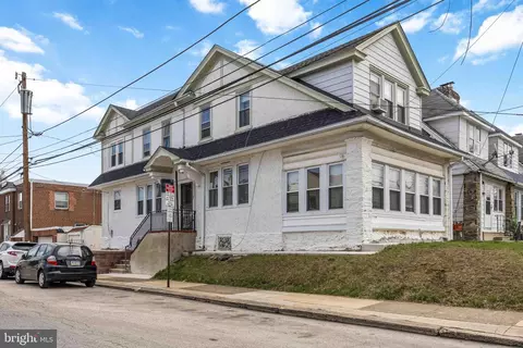 Exterior - 537 Elm Ave, Darby, PA 19082 photo 2 of 4
