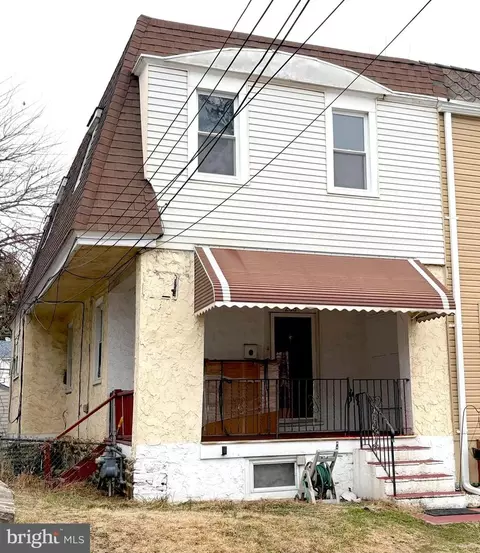 233 Barrington Rd, Darby, PA 19082