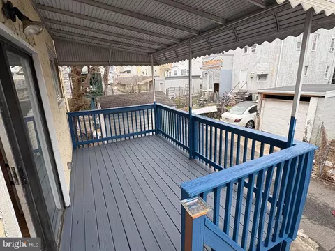 Exterior - 233 Barrington Rd, Darby, PA 19082 photo 1 of 2