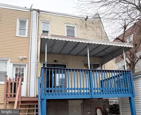 Exterior - 233 Barrington Rd, Darby, PA 19082 photo 2 of 2