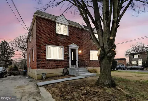 421 Poplar St, Sharon Hill, PA 19079
