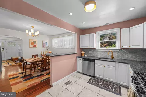 Kitchen - 2463 Eldon Ave, Drexel Hill, PA 19026 photo 2 of 2