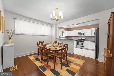 Dining - 2463 Eldon Ave, Drexel Hill, PA 19026 photo 1 of 3