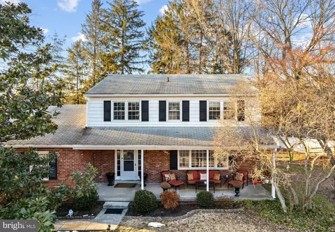 306 S Providence Rd, Wallingford, PA 19086