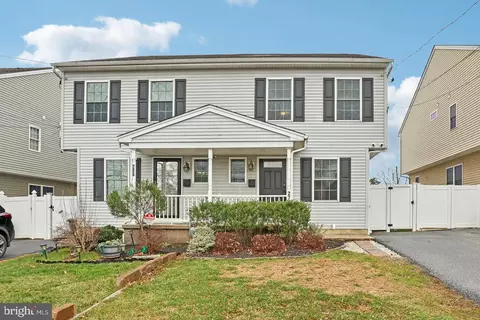 270 Davis Ave, Clifton Heights, PA 19018