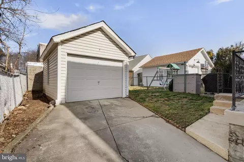 Exterior - 264 Pancoast Ave, Springfield, PA 19064 photo 4 of 5