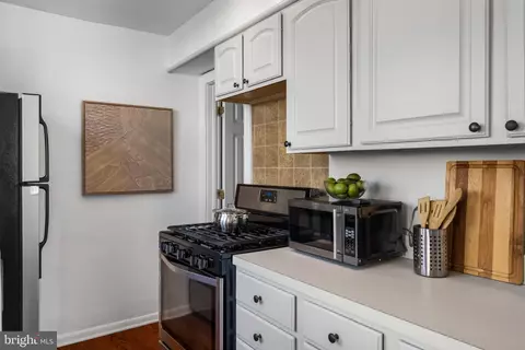 Kitchen - 264 Pancoast Ave, Springfield, PA 19064 photo 3 of 3