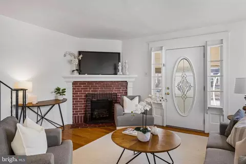 Entry Way - 264 Pancoast Ave, Springfield, PA 19064 photo 3 of 4