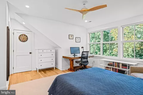 Bedroom - 423 Maplewood Ave, Wayne, PA 19087 photo 5 of 5