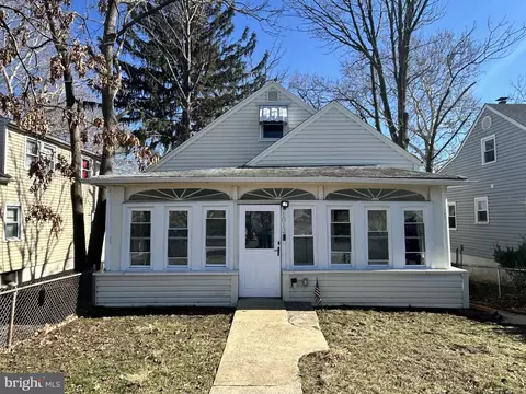 1012 2nd Ave, Prospect Park, PA 19076