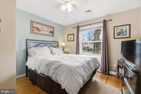 Bedroom - 720 Evans Rd, Springfield, PA 19064 photo 5 of 6
