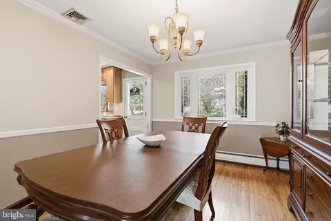 Dining - 720 Evans Rd, Springfield, PA 19064 photo 1 of 3