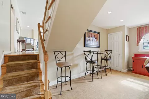 Entry Way - 720 Evans Rd, Springfield, PA 19064 photo 2 of 3