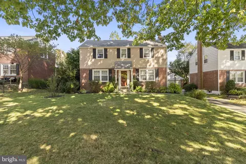 222 Wickford Rd, Havertown, PA 19083