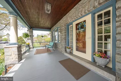 457 Penn Ave, Drexel Hill, PA 19026