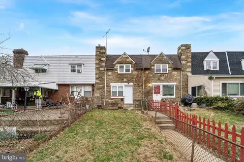 332 Springton Rd, Darby, PA 19082
