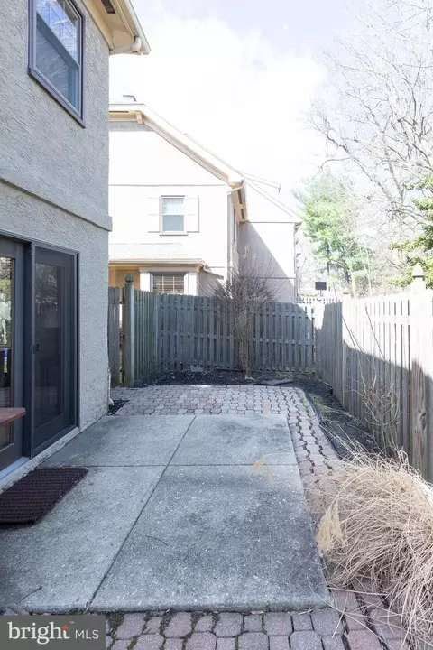 Exterior - 417 Eagle Rd, Wayne, PA 19087 photo 3 of 4