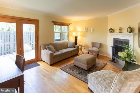 Living - 417 Eagle Rd, Wayne, PA 19087 photo 1 of 2
