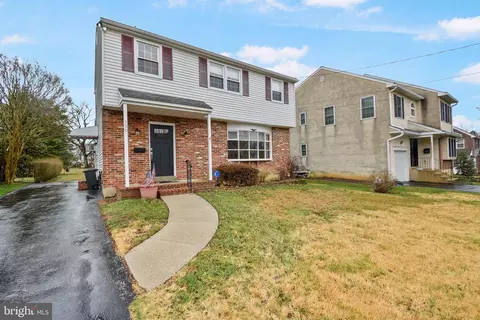 530 Grand Ave, Havertown, PA 19083
