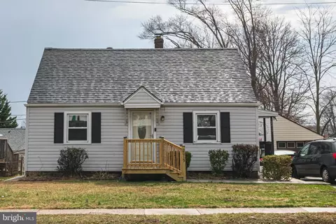 2015 Dutton Mill Rd, Aston, PA 19014