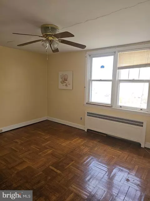 7266 Spruce St, Darby, PA 19082 photo 3