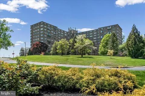 1030 E Lancaster Ave #431, Bryn Mawr, PA 19010