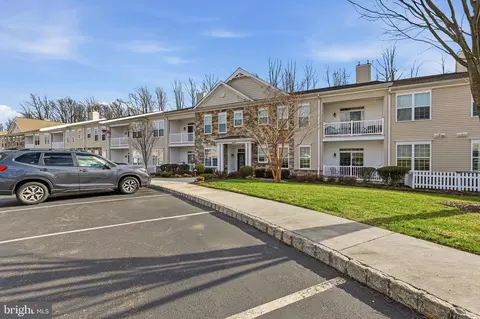 5217 Poplar St, Garnet Valley, PA 19060