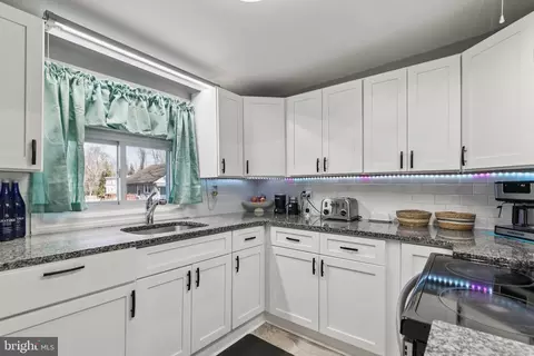 Kitchen - 1332 Peach St, Boothwyn, PA 19061 photo 2 of 3